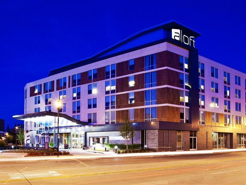 Aloft Hotel Milwaukee Downtown Exterior foto